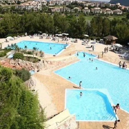 Superbe Appartement Avec Vue Mer Et Piscine Saint-Raphael  Exterior photo